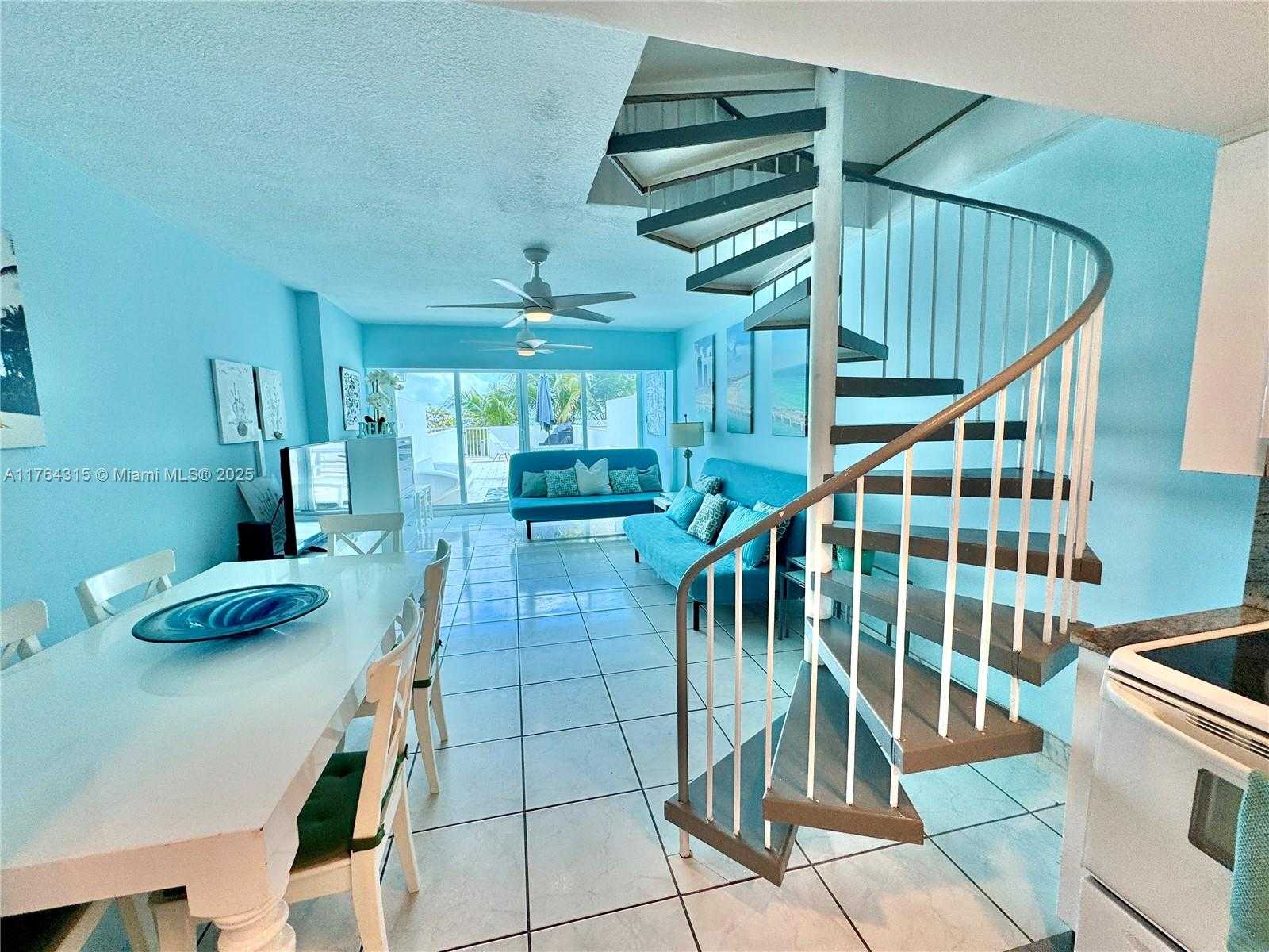 Small Image of 5445 COLLINS AVE #TH-11, Miami Beach Number 14