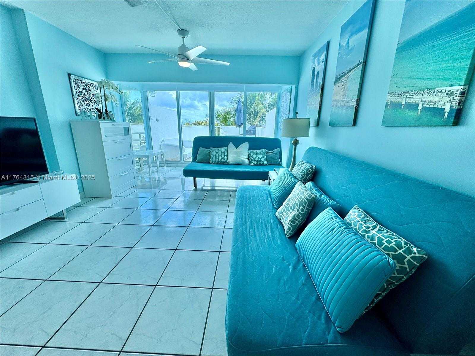 Small Image of 5445 COLLINS AVE #TH-11, Miami Beach Number 15