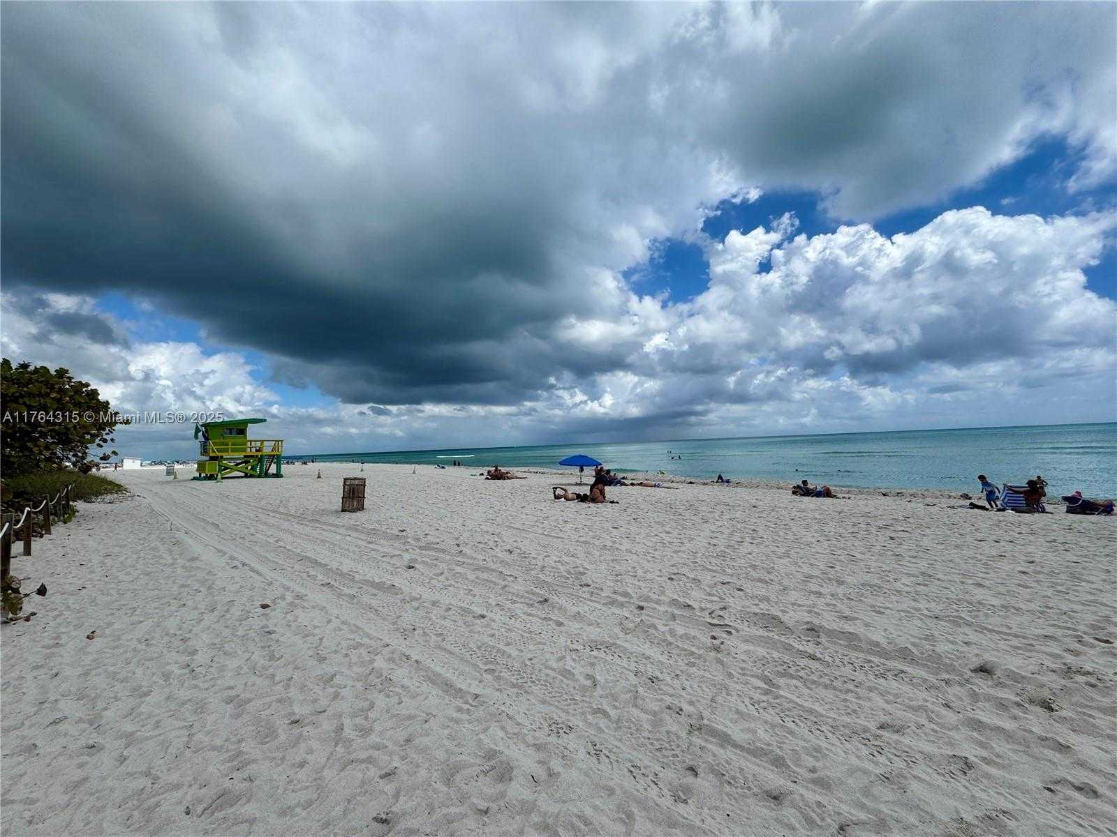Small Image of 5445 COLLINS AVE #TH-11, Miami Beach Number 24