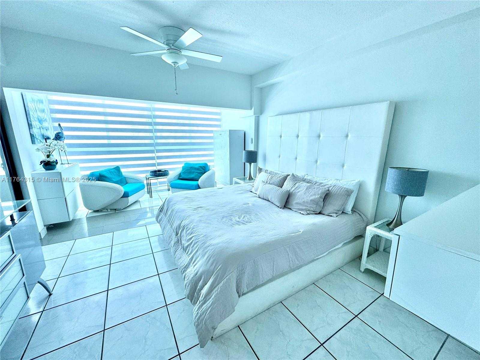 Small Image of 5445 COLLINS AVE #TH-11, Miami Beach Number 4