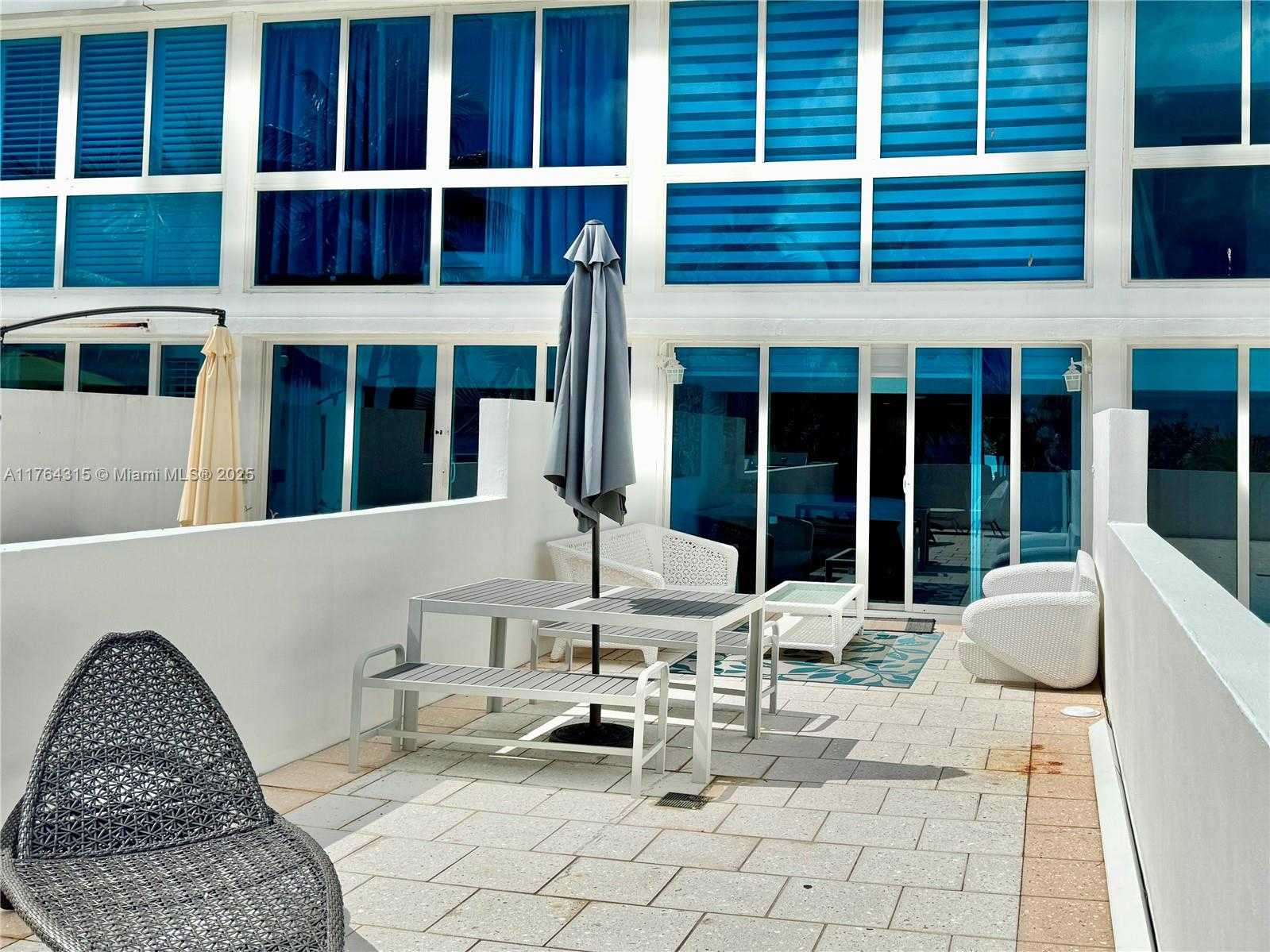 Small Image of 5445 COLLINS AVE #TH-11, Miami Beach Number 6