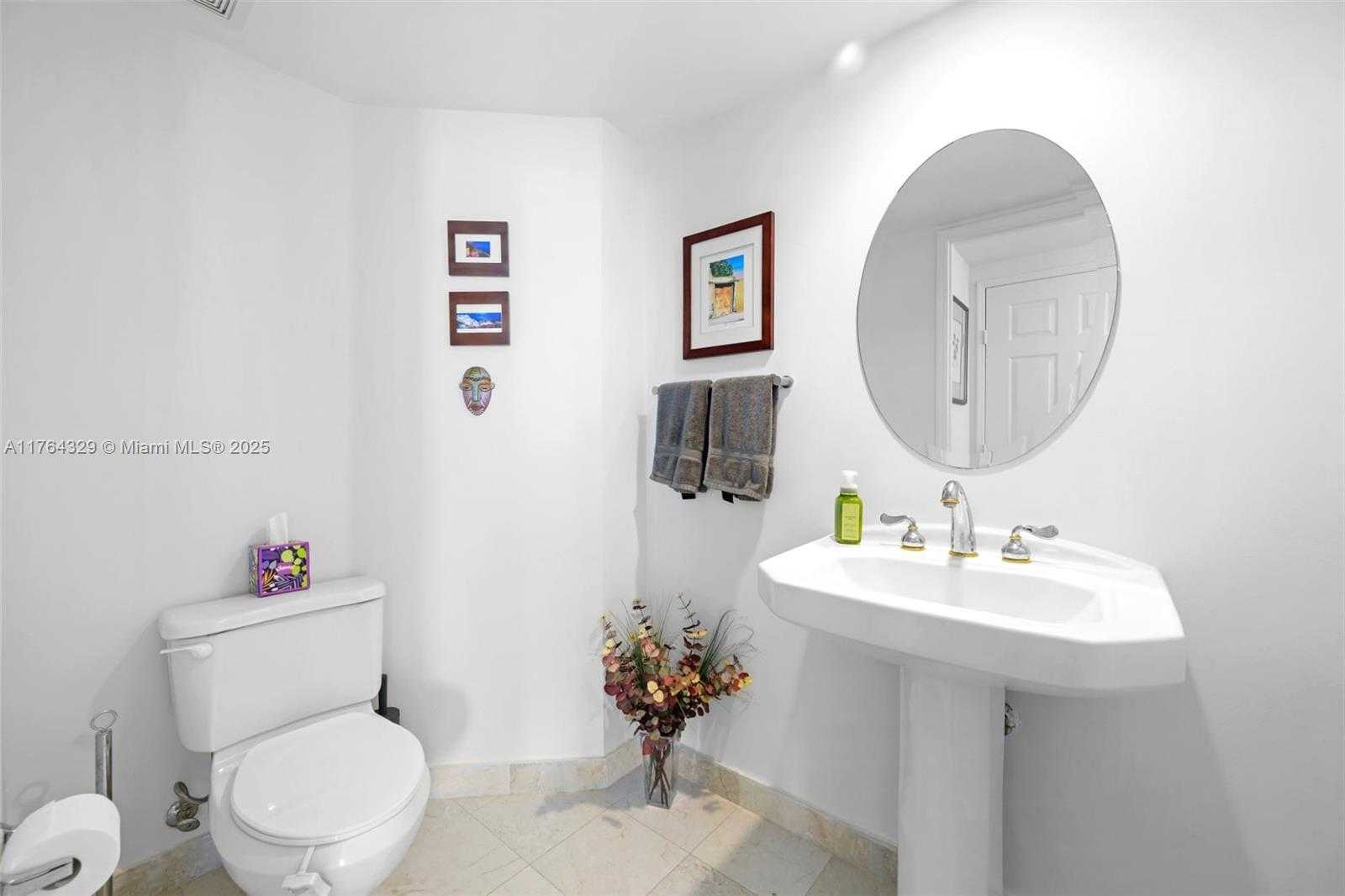 Small Image of 3370 HIDDEN BAY DR #507, Aventura Number 10
