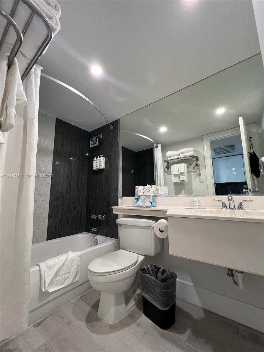 Small Image of 19201 COLLINS AVE #732, Sunny Isles Beach Number 15