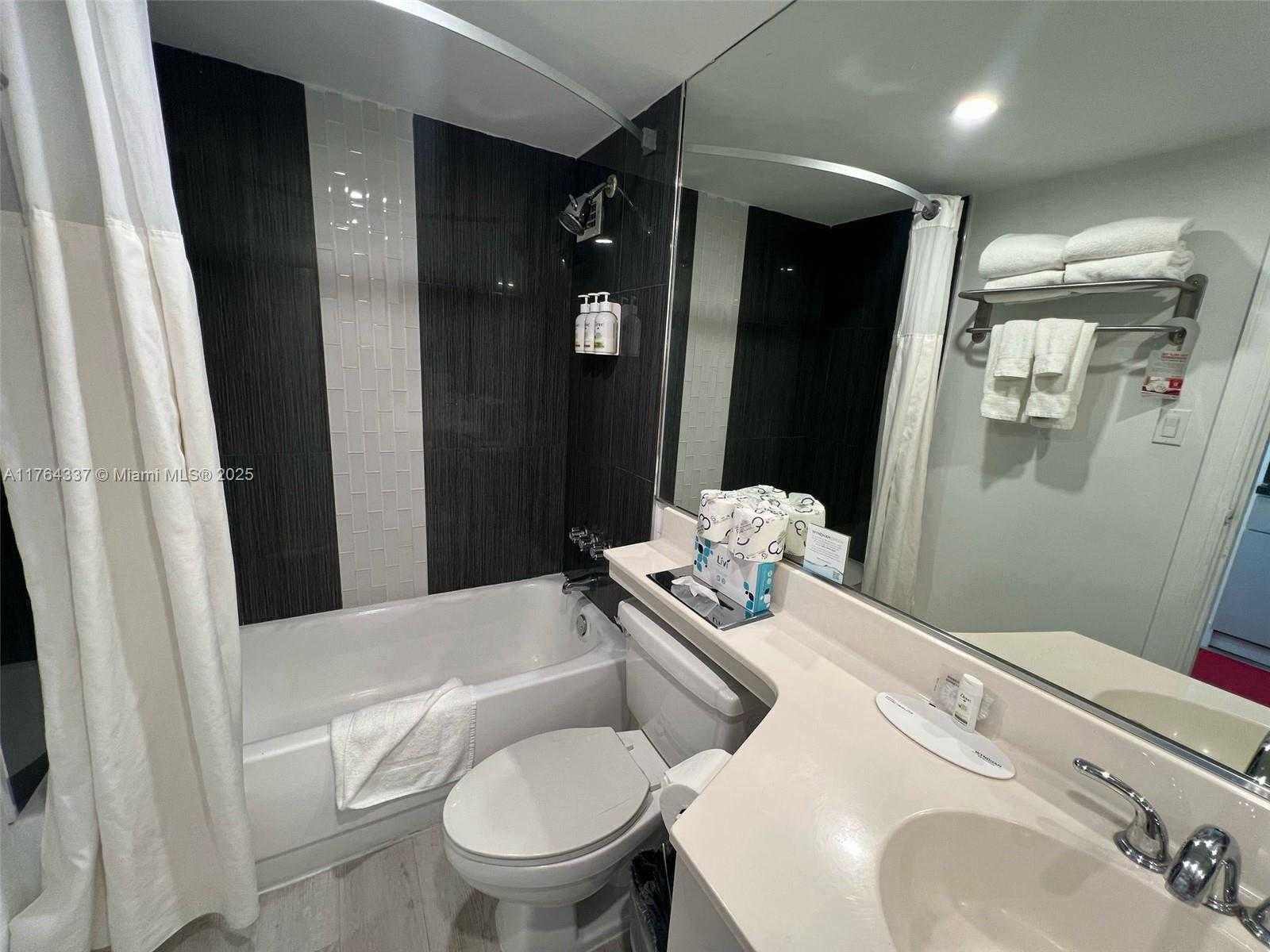 Small Image of 19201 COLLINS AVE #732, Sunny Isles Beach Number 16