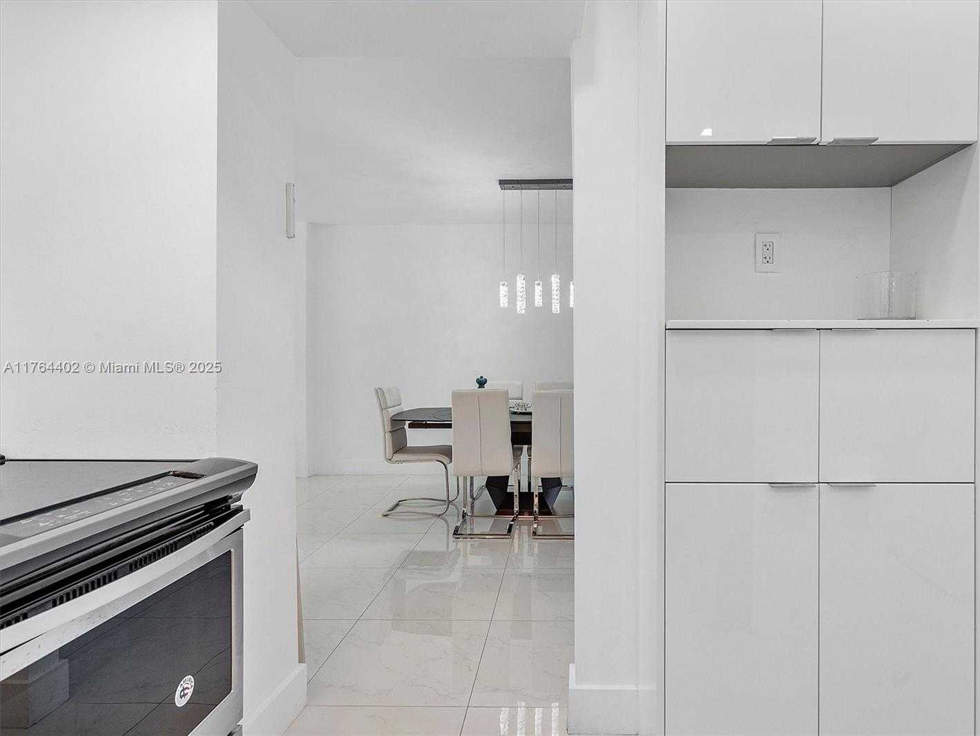 Small Image of 1980 SOUTH OCEAN DR #19G, Hallandale Beach Number 41
