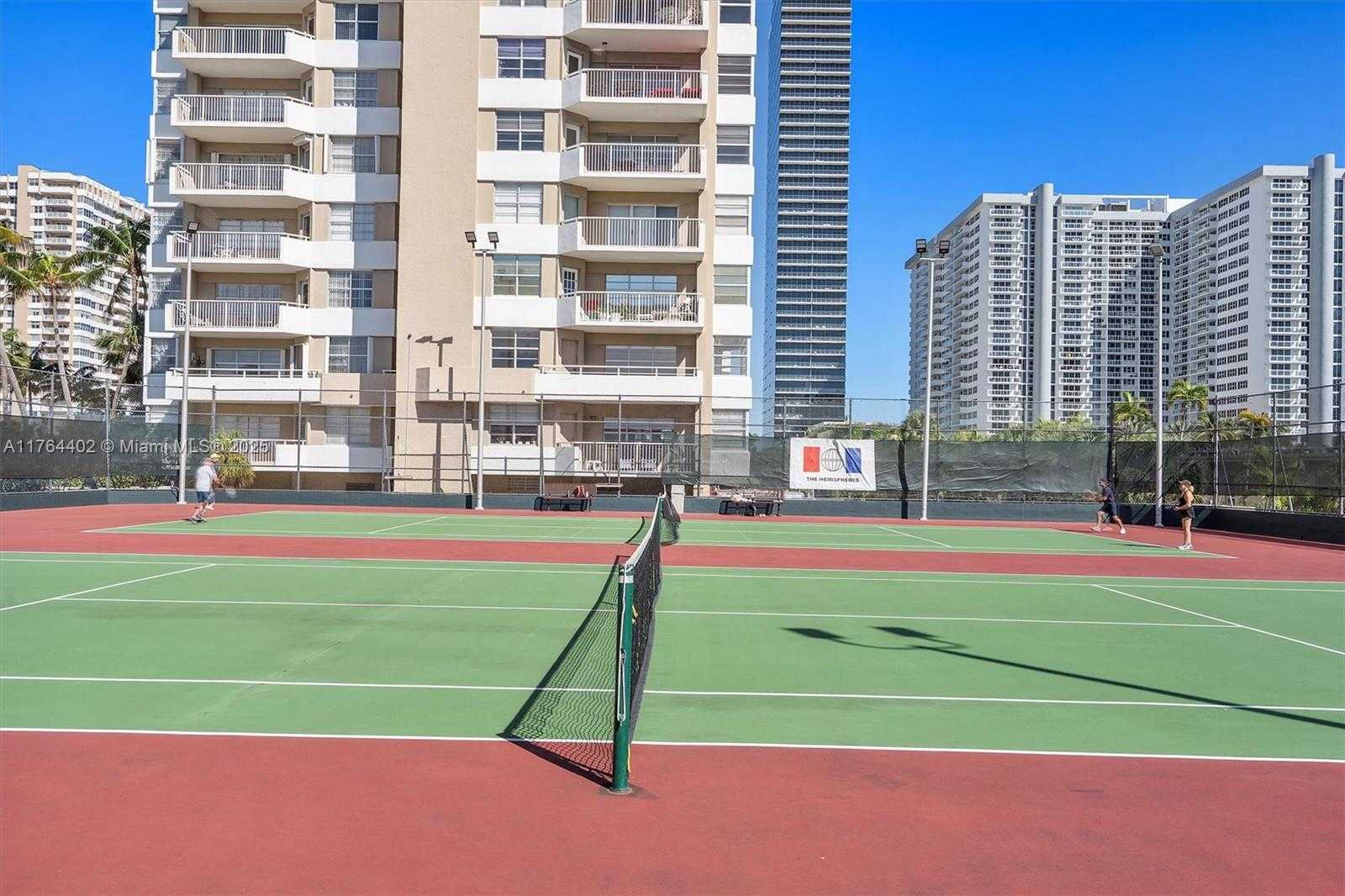 Small Image of 1980 SOUTH OCEAN DR #19G, Hallandale Beach Number 47