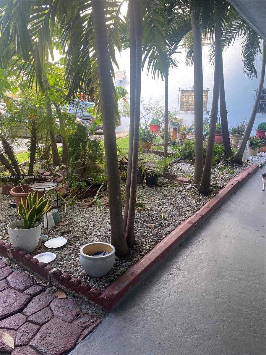 Small Image of 6275 WEST 24TH AVE #103-4, Hialeah Number 3