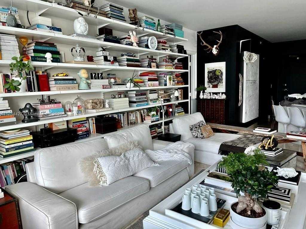 Small Image of 350 SOUTH MIAMI AVE #2502, Miami Number 10