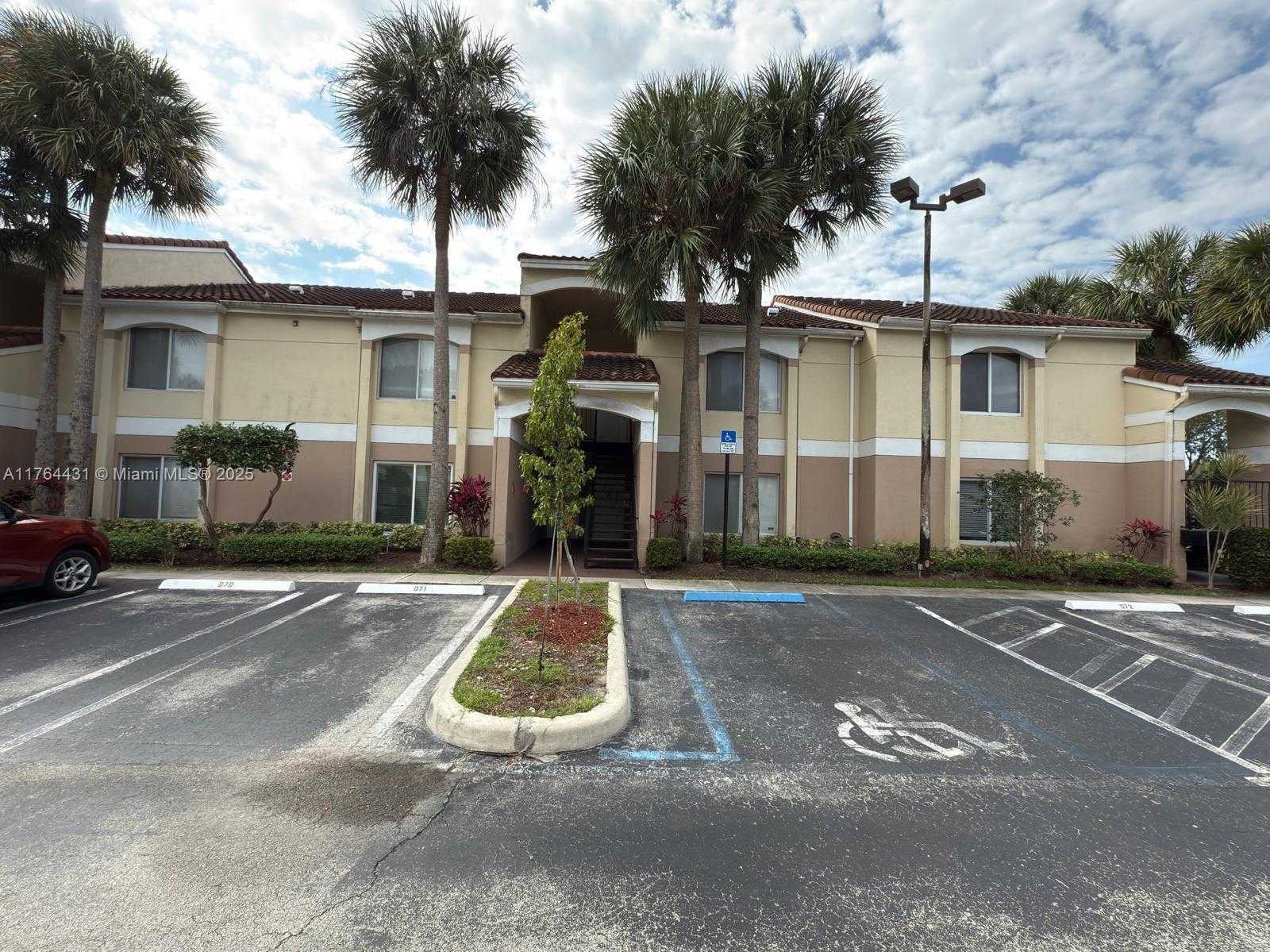 Small Image of 815 WEST BOYNTON BEACH BLVD #6-103, Boynton Beach Number 11