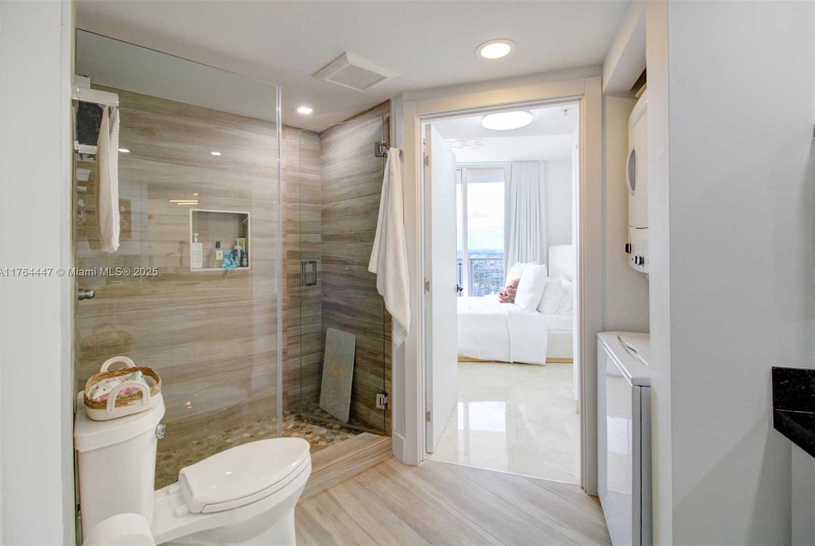 Small Image of 1750 NORTH BAYSHORE DR #4414, Miami Number 13
