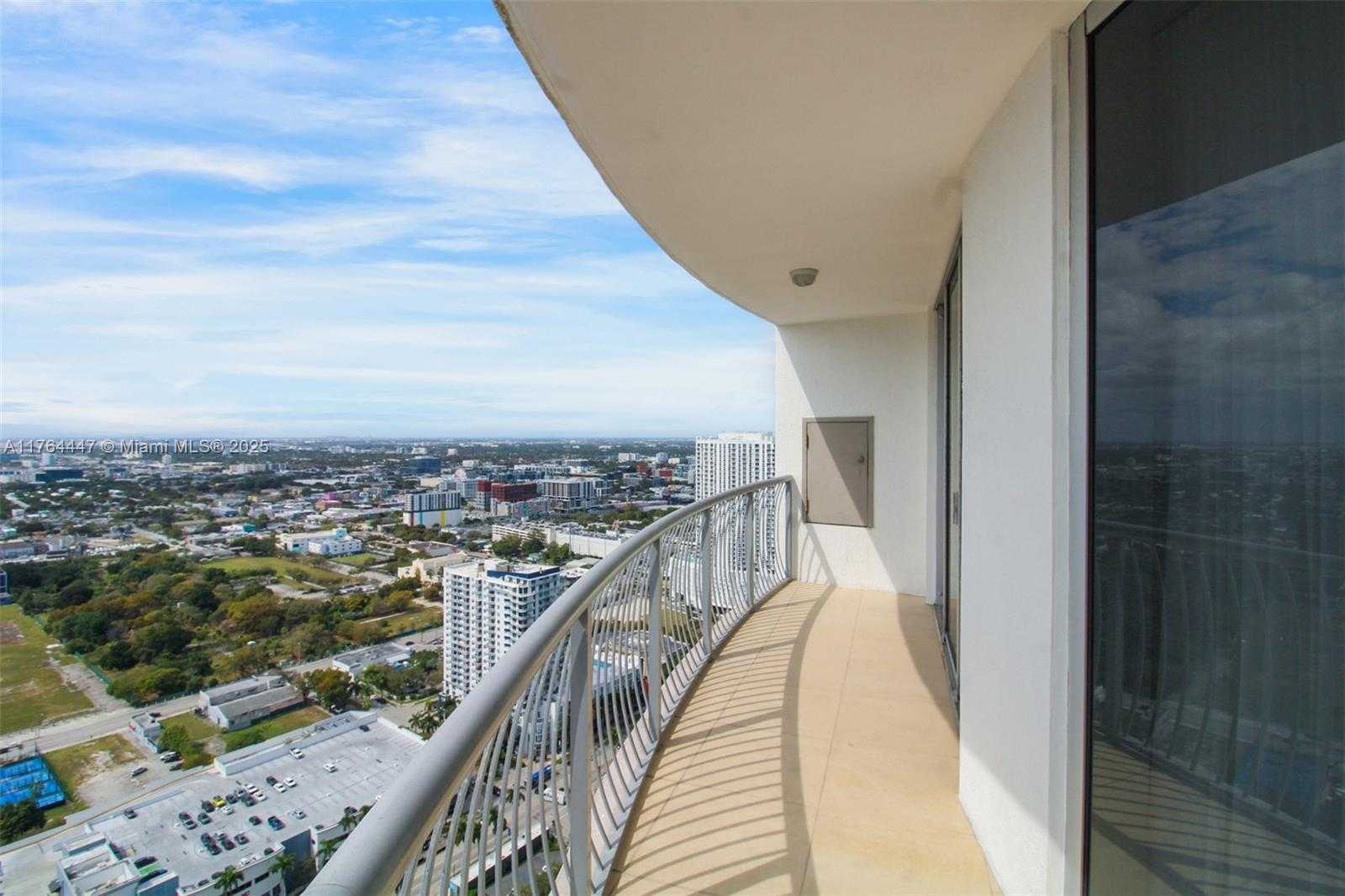 Small Image of 1750 NORTH BAYSHORE DR #4414, Miami Number 16