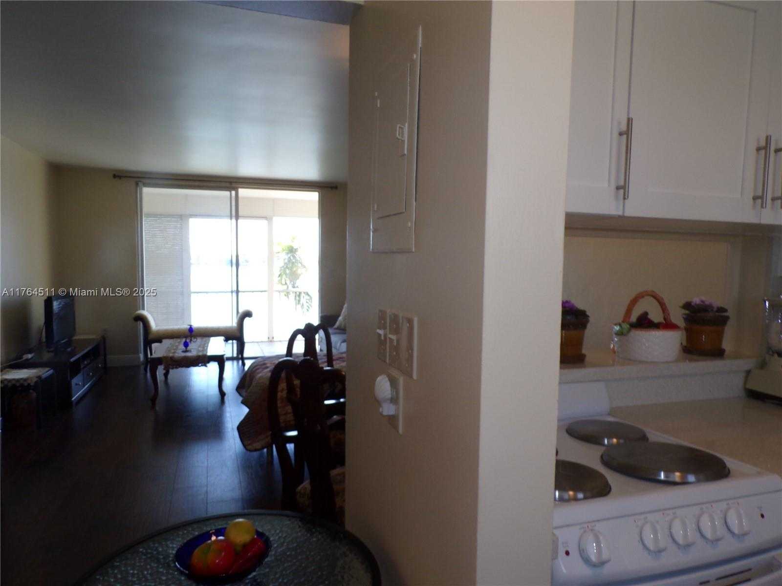 Small Image of 3020 MARCOS DR #S307, Aventura Number 20