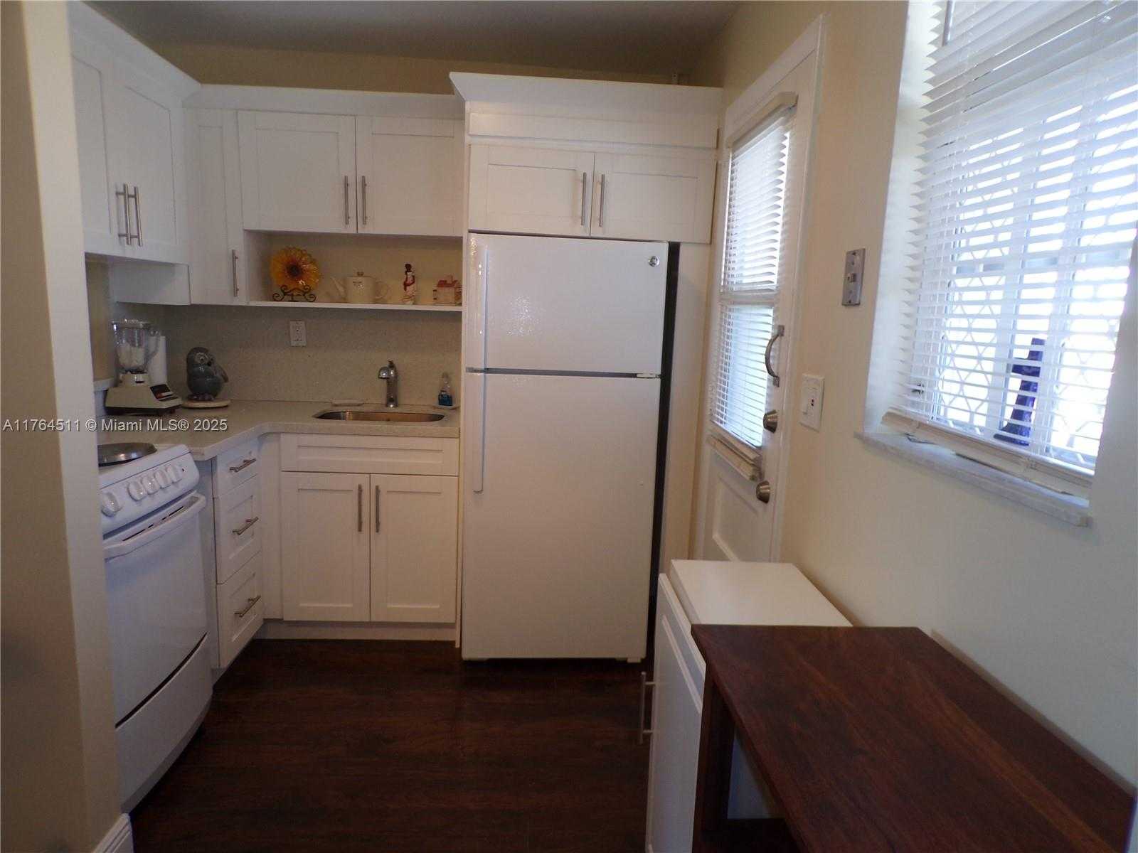 Small Image of 3020 MARCOS DR #S307, Aventura Number 21