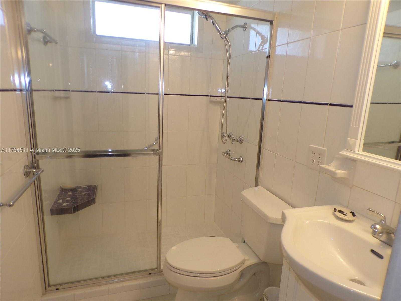 Small Image of 3020 MARCOS DR #S307, Aventura Number 33