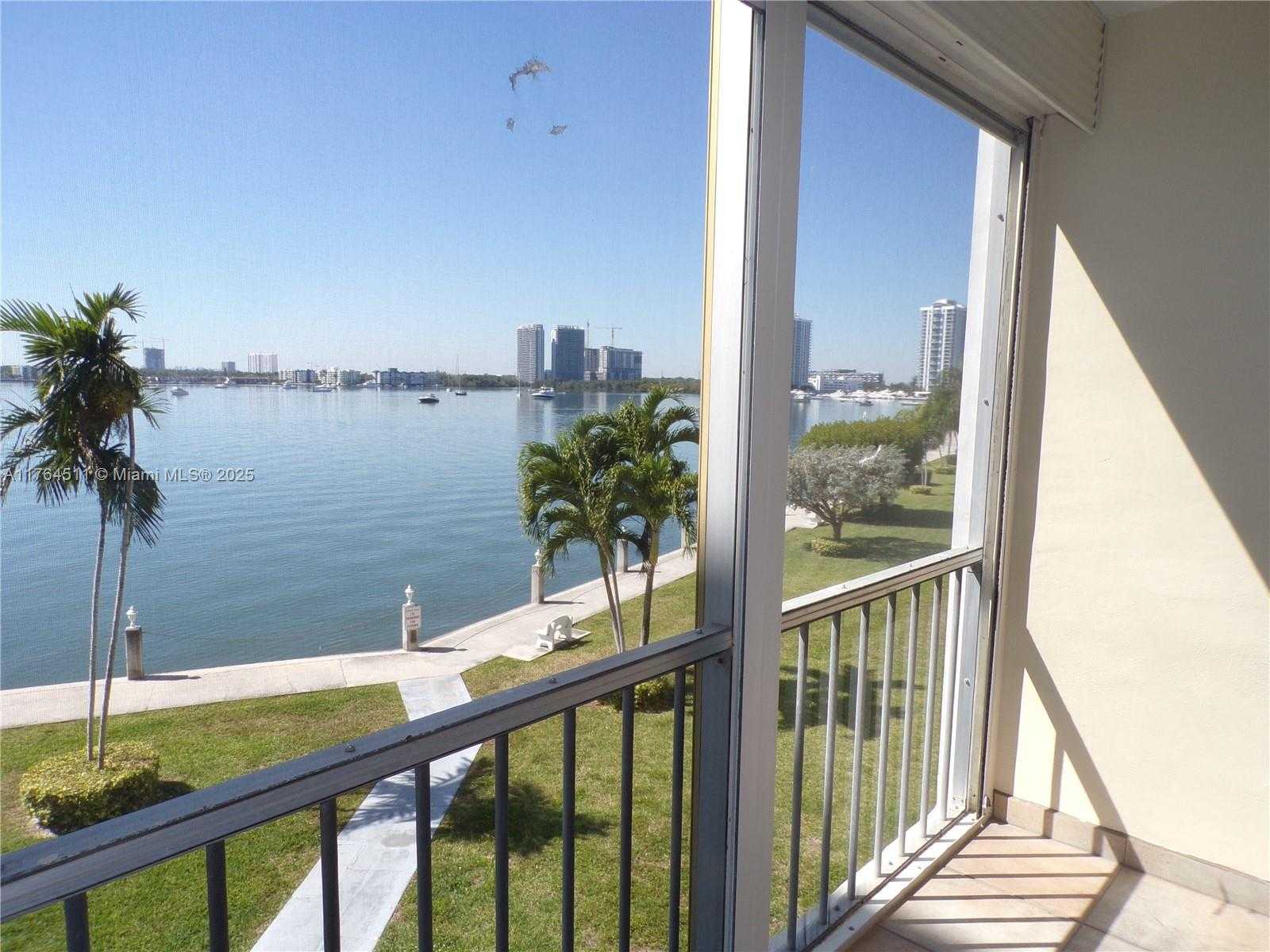 Small Image of 3020 MARCOS DR #S307, Aventura Number 4