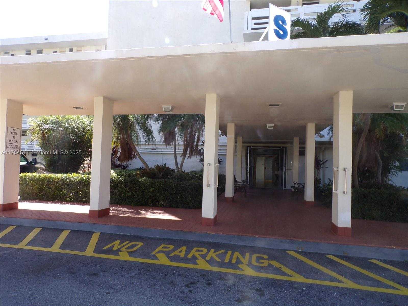 Small Image of 3020 MARCOS DR #S307, Aventura Number 41