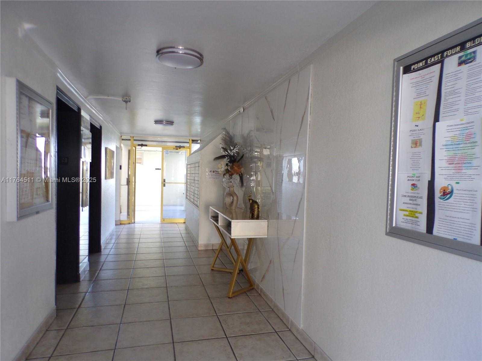 Small Image of 3020 MARCOS DR #S307, Aventura Number 42