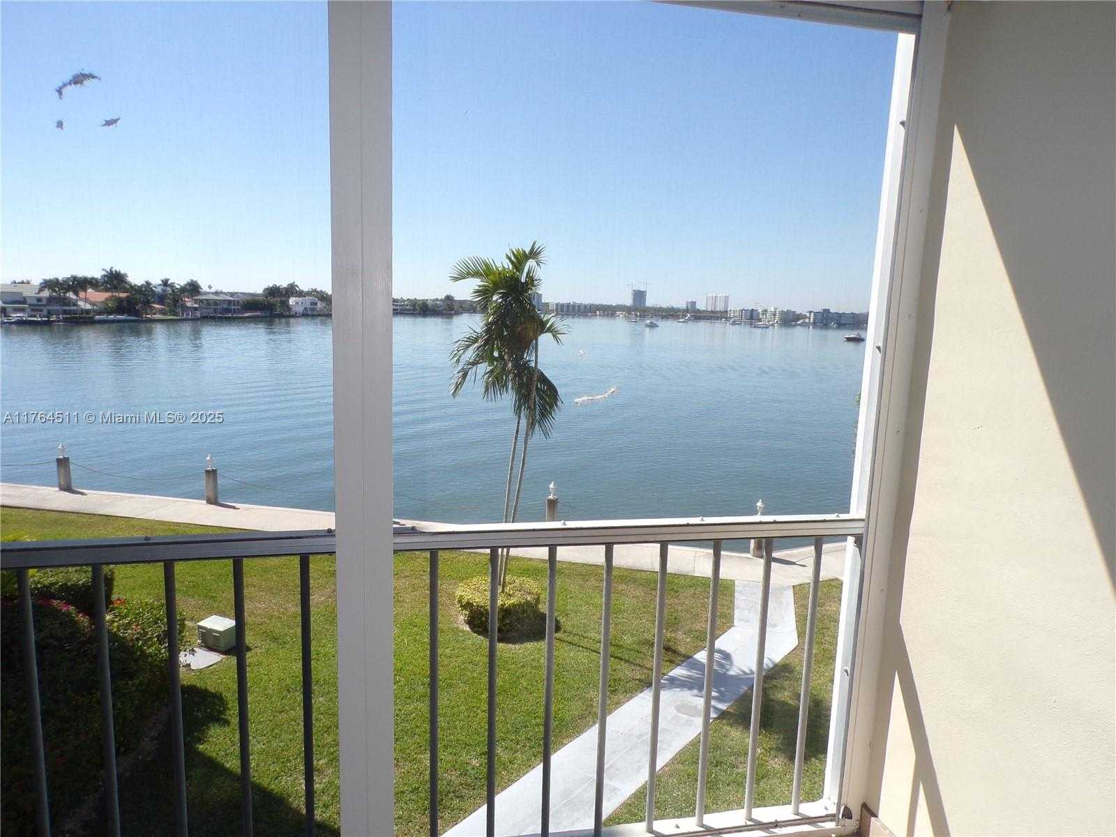 Small Image of 3020 MARCOS DR #S307, Aventura Number 6