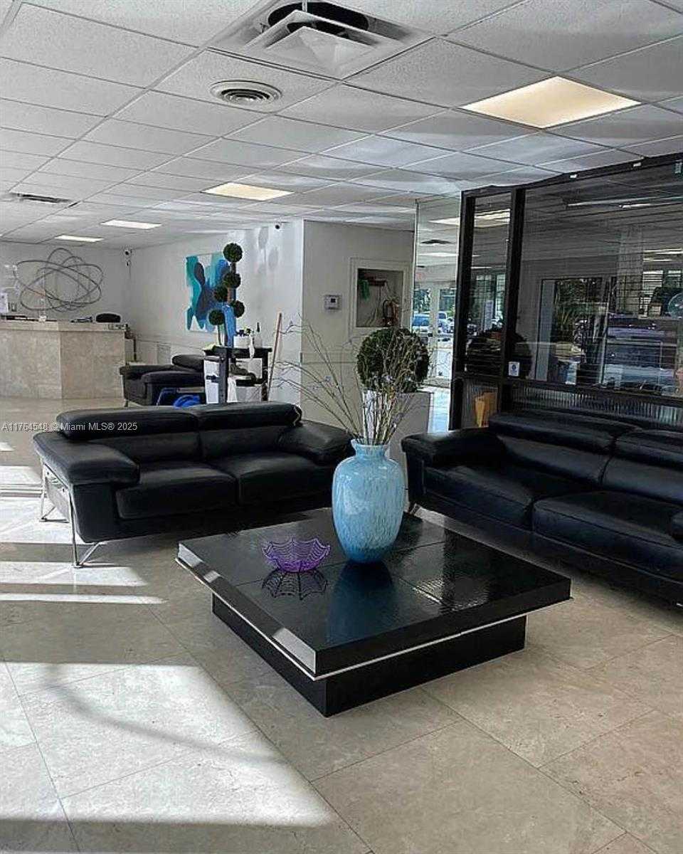 Small Image of 7904 WEST DR #512, North Bay Village Number 15