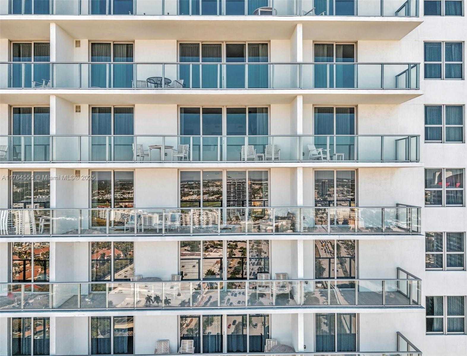 Small Image of 4010 SOUTH OCEAN DR #R3106, Hollywood Number 54