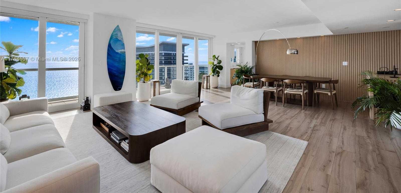Small Image of 5900 COLLINS AV #2205/06, Miami Beach Number 14