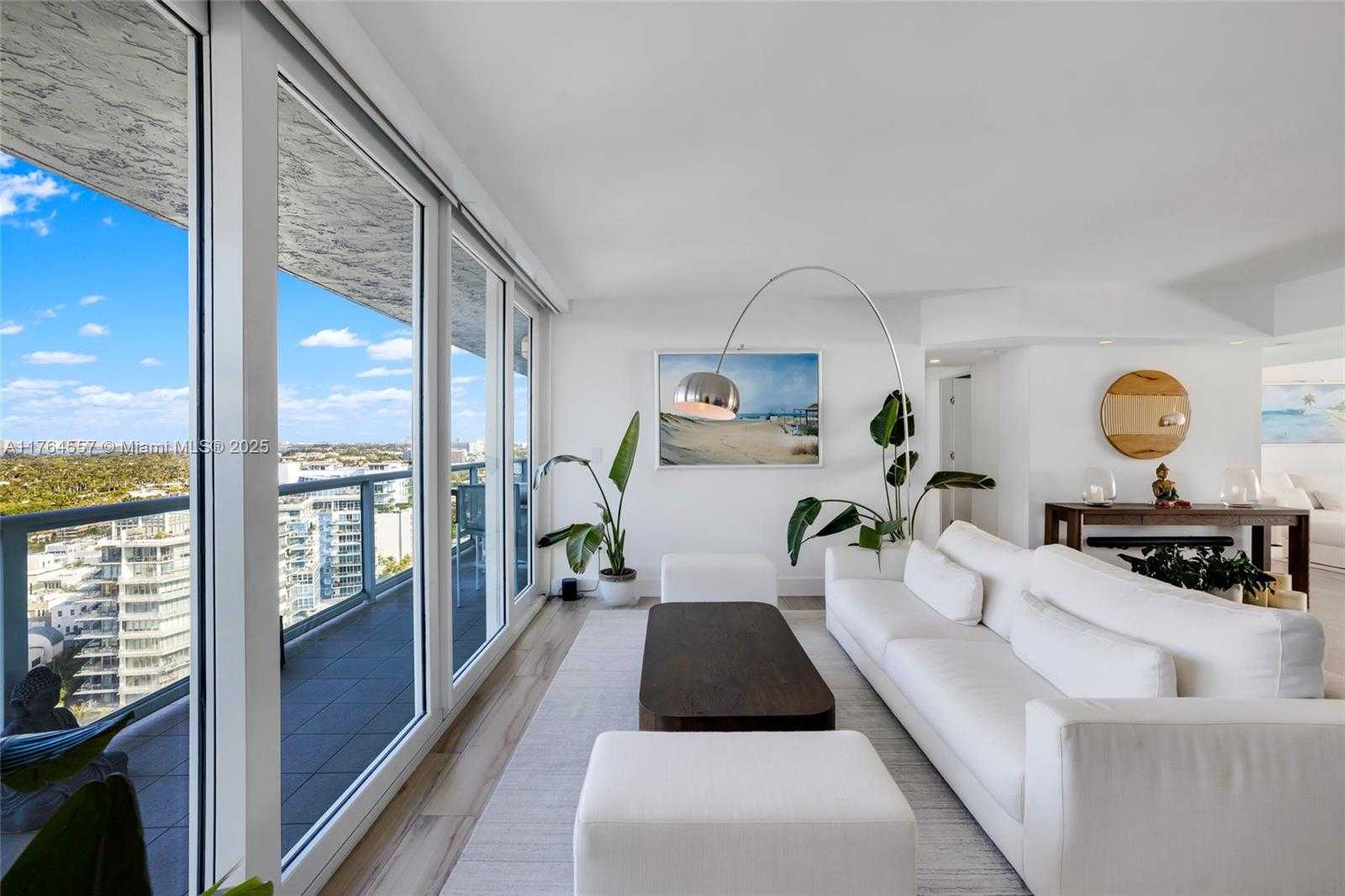 Small Image of 5900 COLLINS AV #2205/06, Miami Beach Number 5