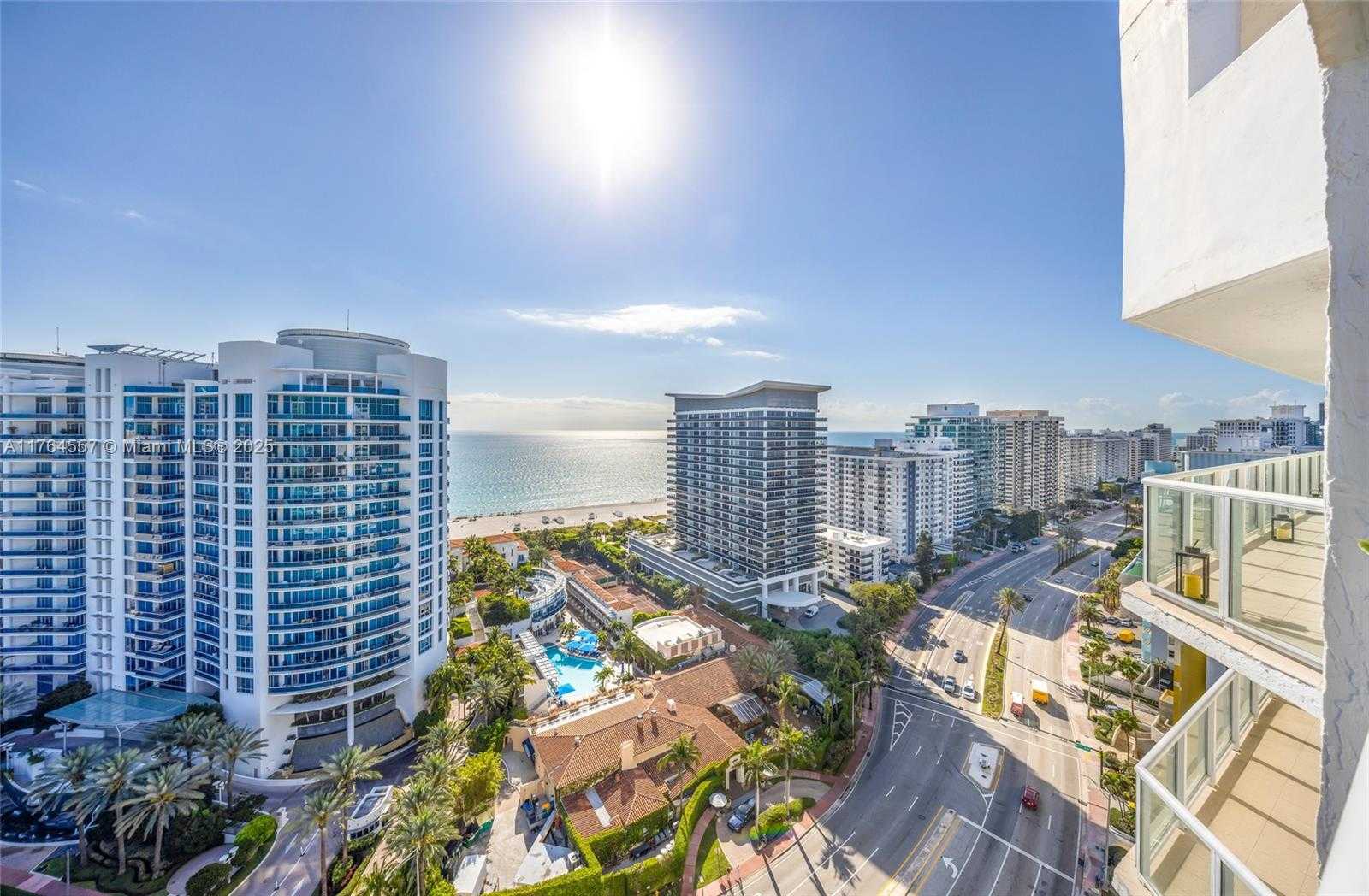 Small Image of 5900 COLLINS AV #2205/06, Miami Beach Number 60