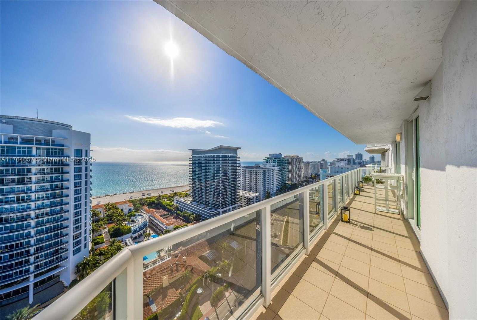 Small Image of 5900 COLLINS AV #2205/06, Miami Beach Number 61