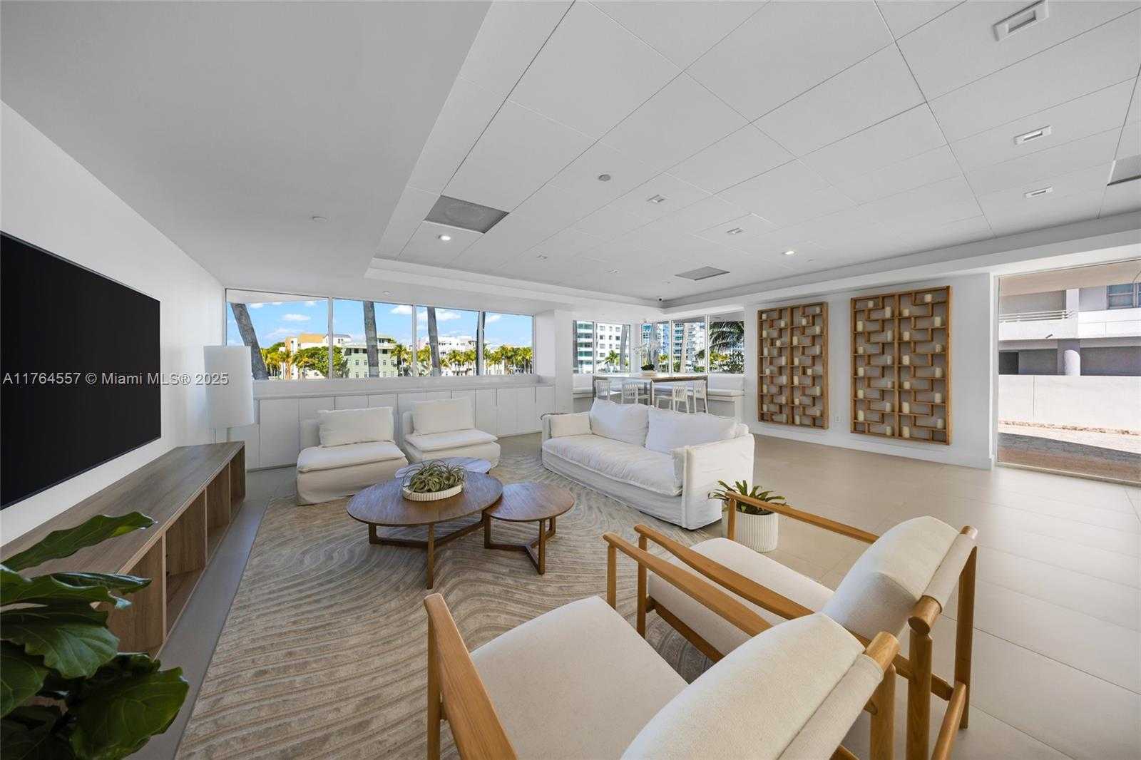 Small Image of 5900 COLLINS AV #2205/06, Miami Beach Number 79
