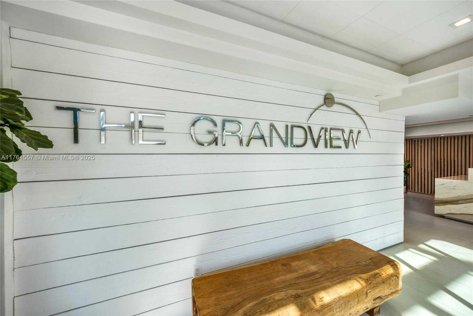 Small Image of 5900 COLLINS AV #2205/06, Miami Beach Number 85