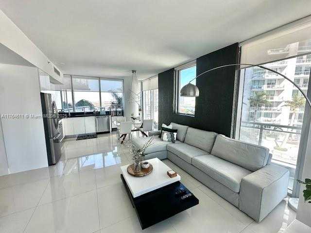 Small Image of 92 SOUTH WEST 3RD ST #1410, Miami Number 2