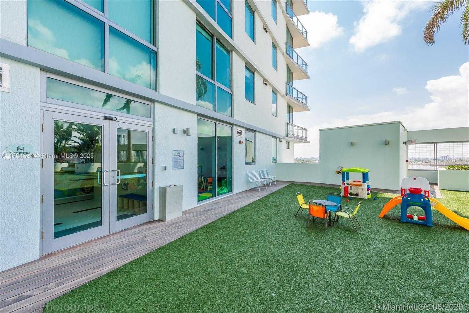 Small Image of 92 SOUTH WEST 3RD ST #1410, Miami Number 34