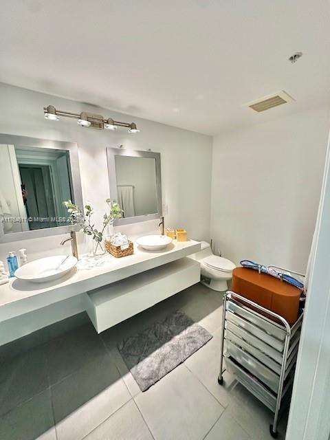 Small Image of 92 SOUTH WEST 3RD ST #1410, Miami Number 8