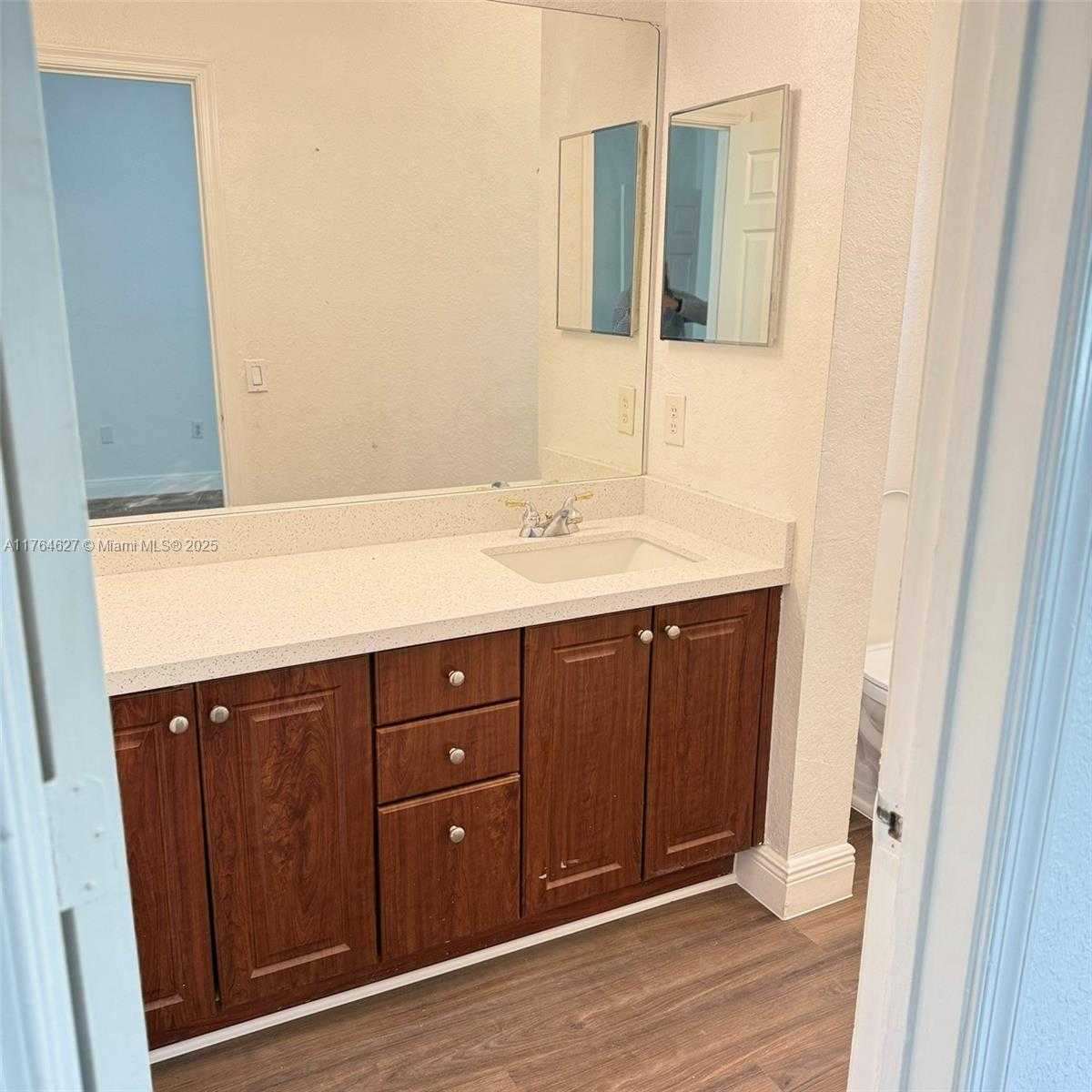 Small Image of 6482 CATALINA LN #6482, Tamarac Number 10