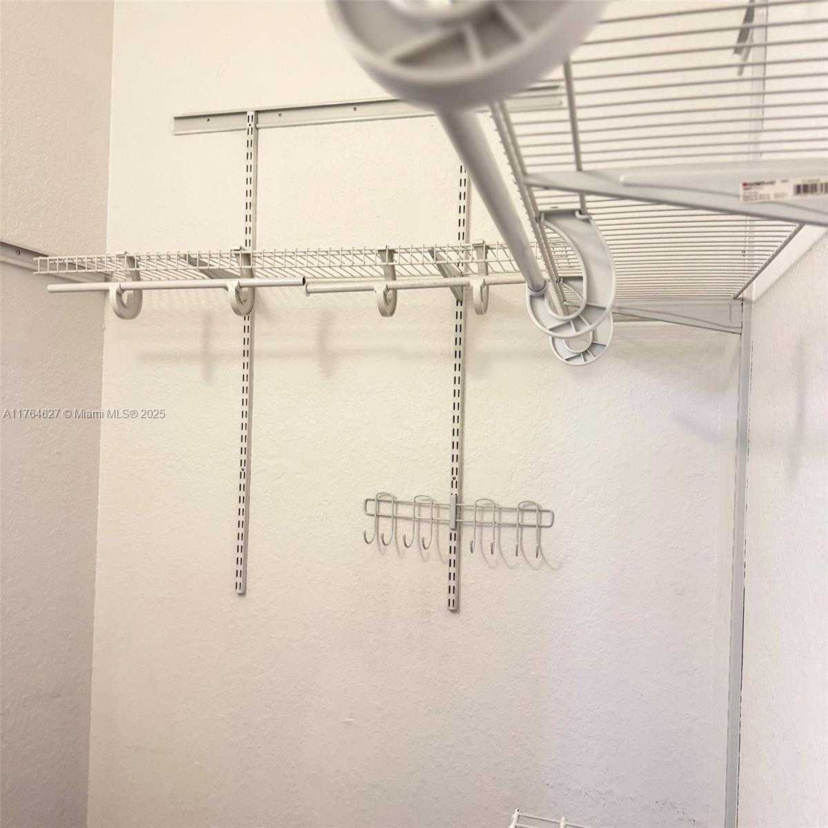 Small Image of 6482 CATALINA LN #6482, Tamarac Number 13