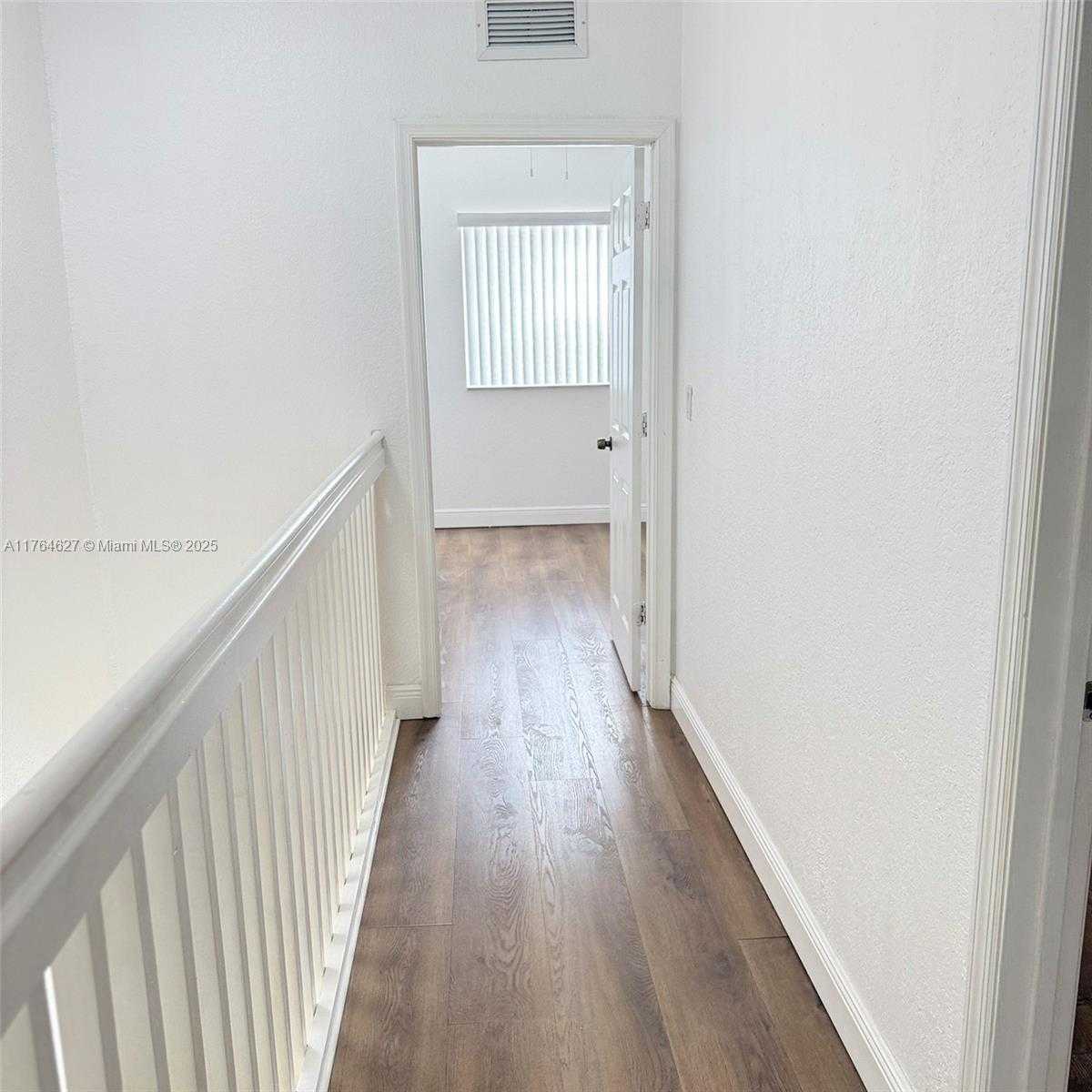 Small Image of 6482 CATALINA LN #6482, Tamarac Number 15