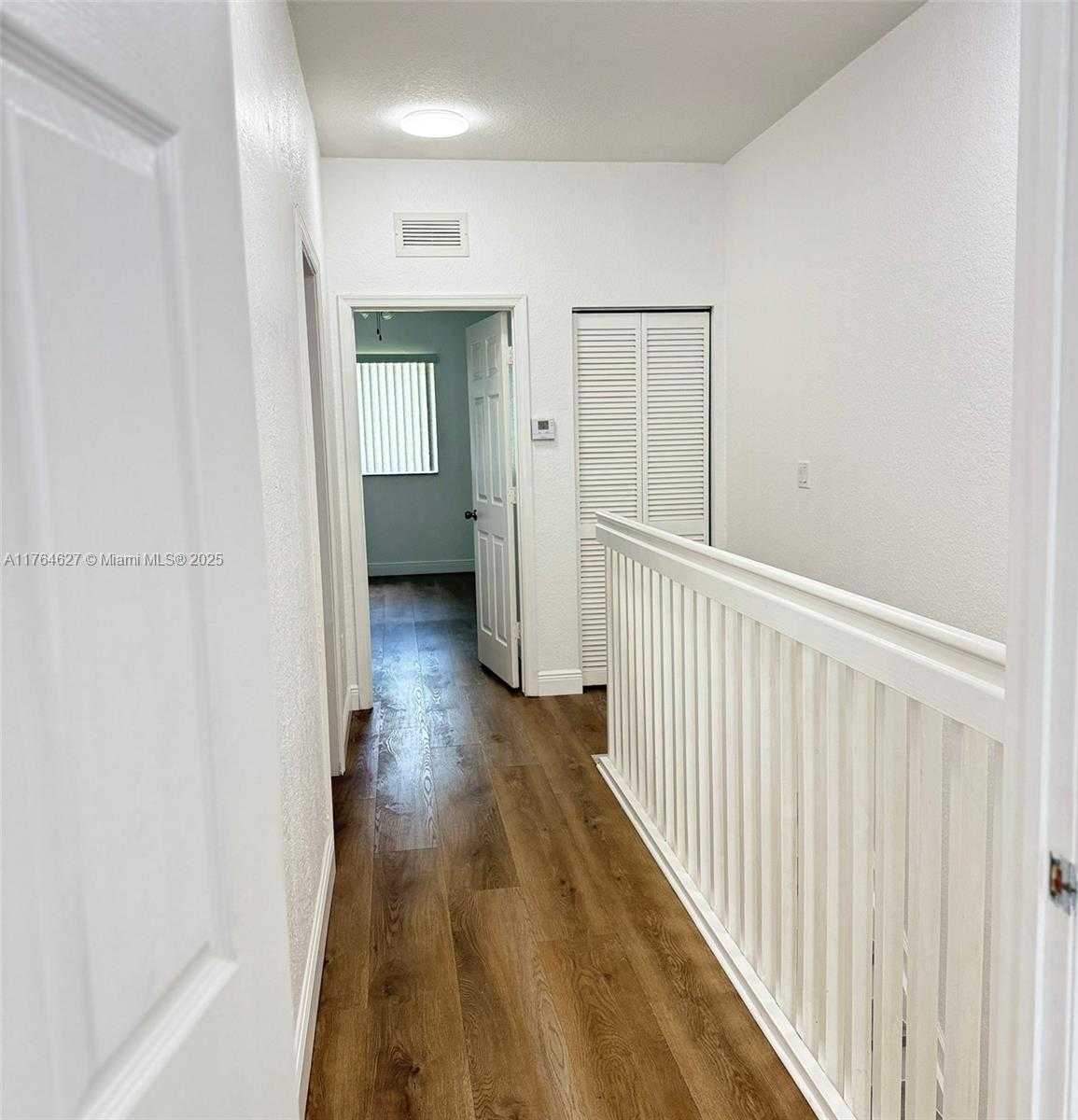 Small Image of 6482 CATALINA LN #6482, Tamarac Number 28