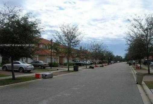 Small Image of 6482 CATALINA LN #6482, Tamarac Number 6