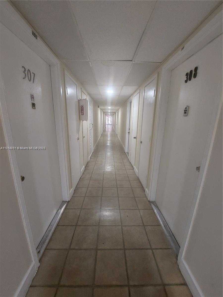 Small Image of 1255 WEST 53RD ST #307-3, Hialeah Number 5