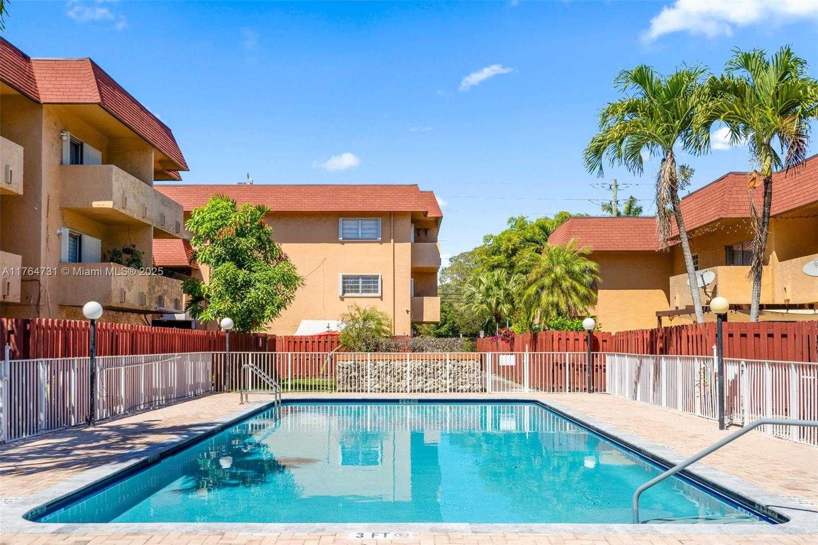 Small Image of 9952 SOUTH WEST 88TH ST #9952, Miami Number 11