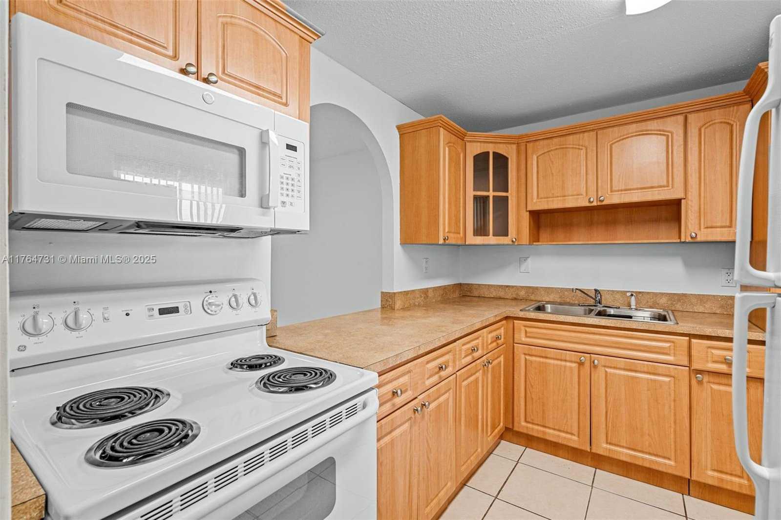 Small Image of 9952 SOUTH WEST 88TH ST #9952, Miami Number 4