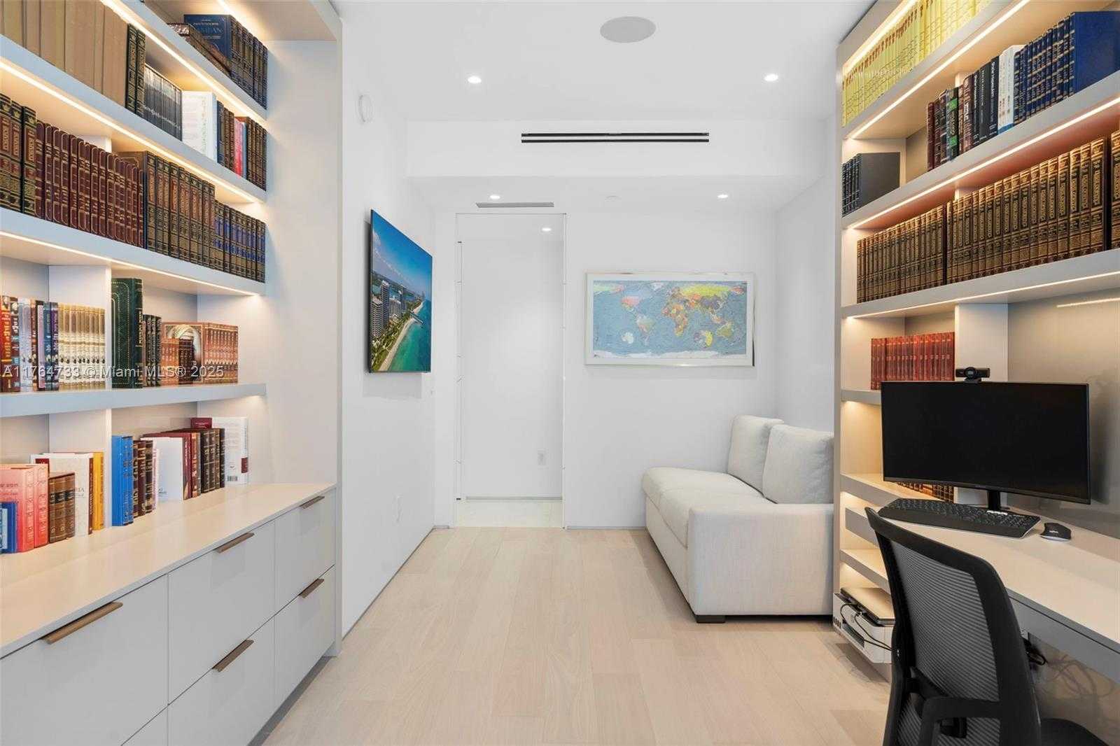 Small Image of 10225 COLLINS AVE #1402, Bal Harbour Number 17