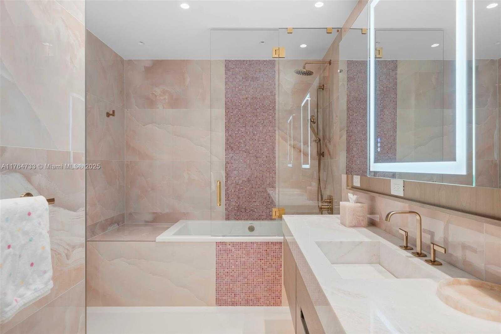 Small Image of 10225 COLLINS AVE #1402, Bal Harbour Number 20