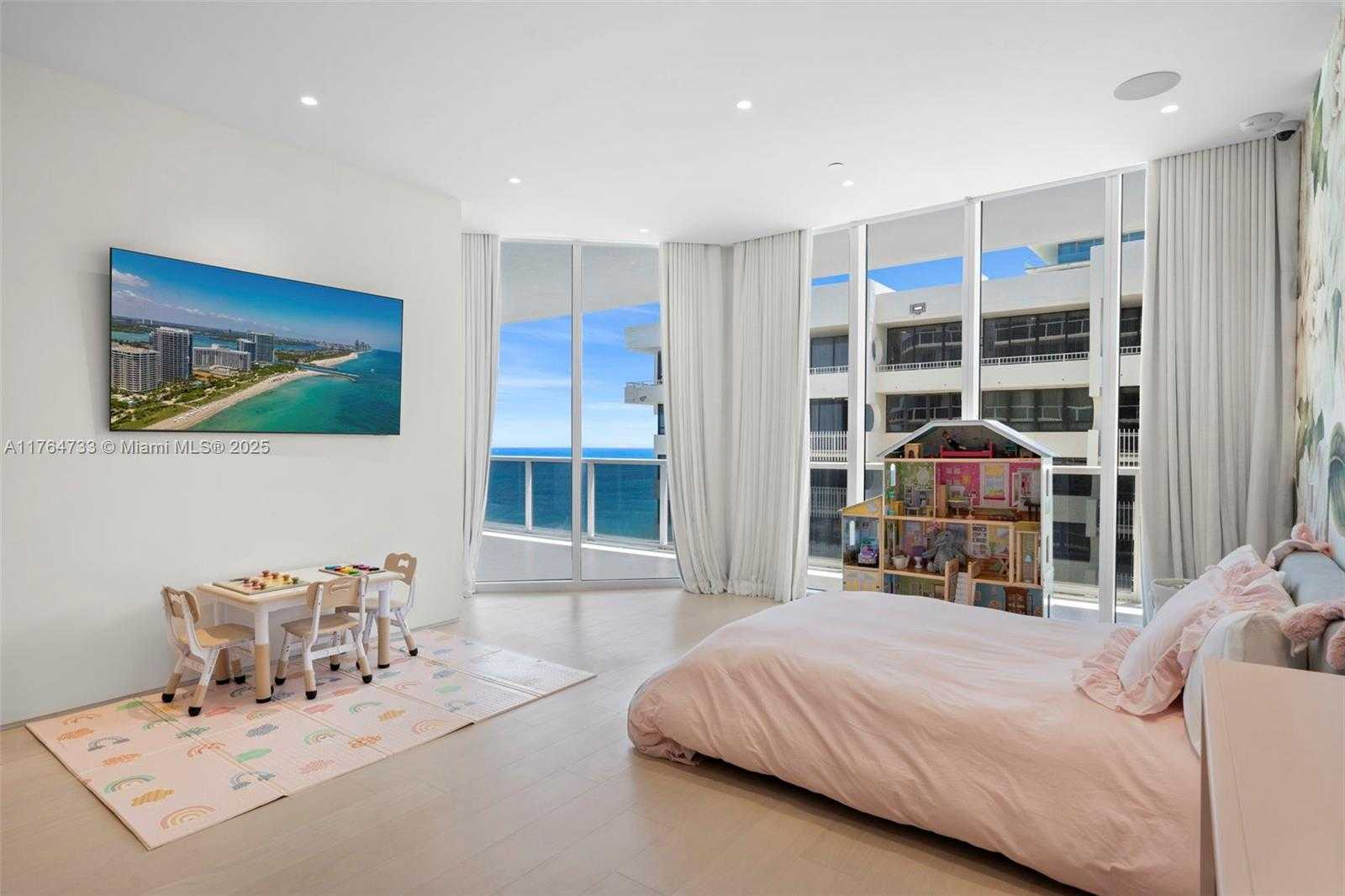 Small Image of 10225 COLLINS AVE #1402, Bal Harbour Number 21