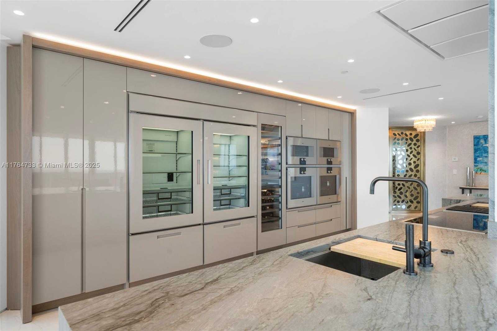 Small Image of 10225 COLLINS AVE #1402, Bal Harbour Number 7