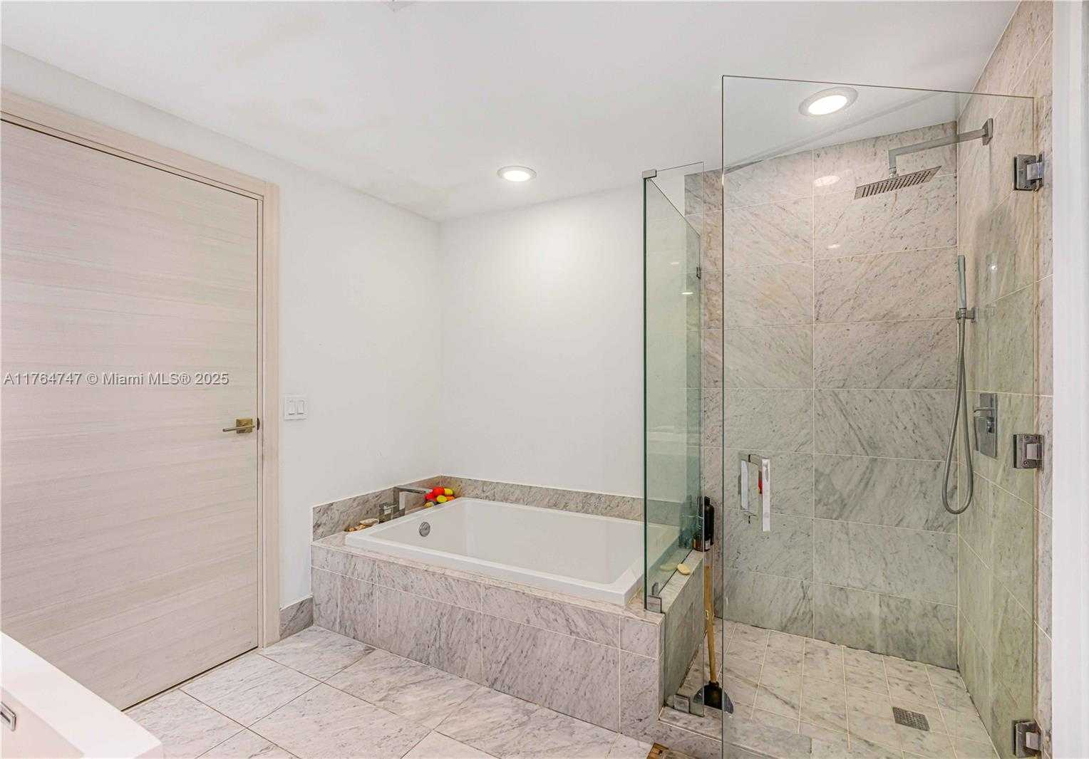 Small Image of 801 SOUTH MIAMI AVE #3110, Miami Number 24