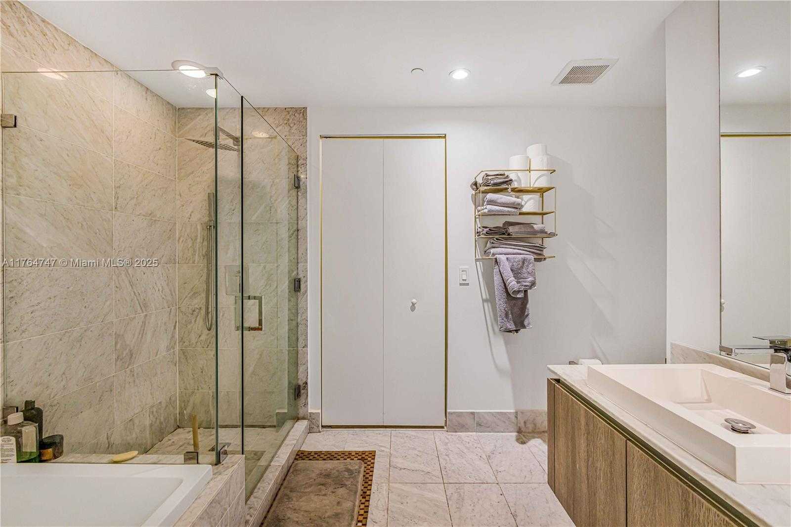 Small Image of 801 SOUTH MIAMI AVE #3110, Miami Number 25