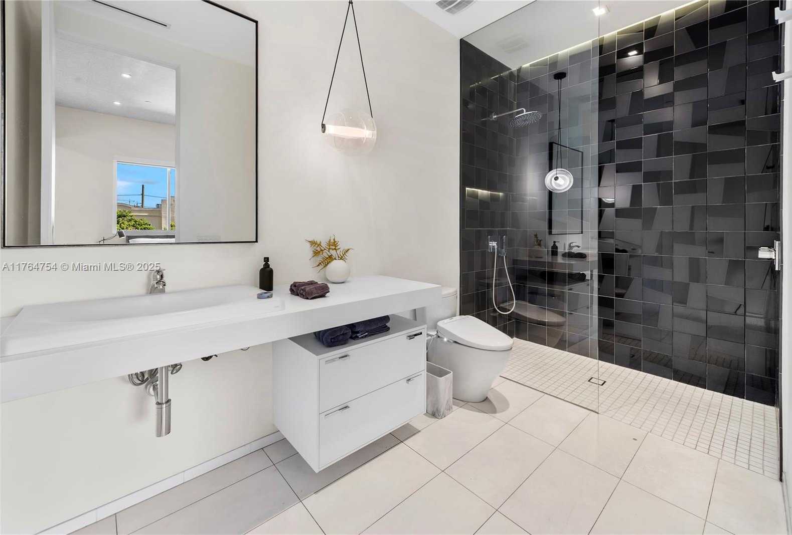 Small Image of 250 NORTH WEST 24TH ST #PH-A, Miami Number 21