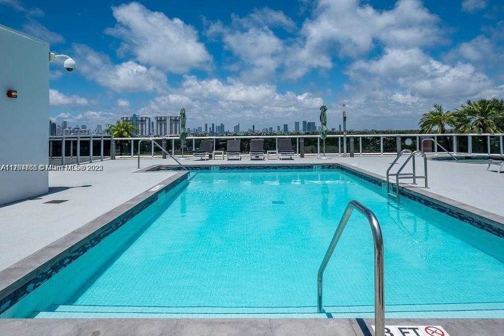 Small Image of 2001 MERIDIAN AVE #323, Miami Beach Number 26