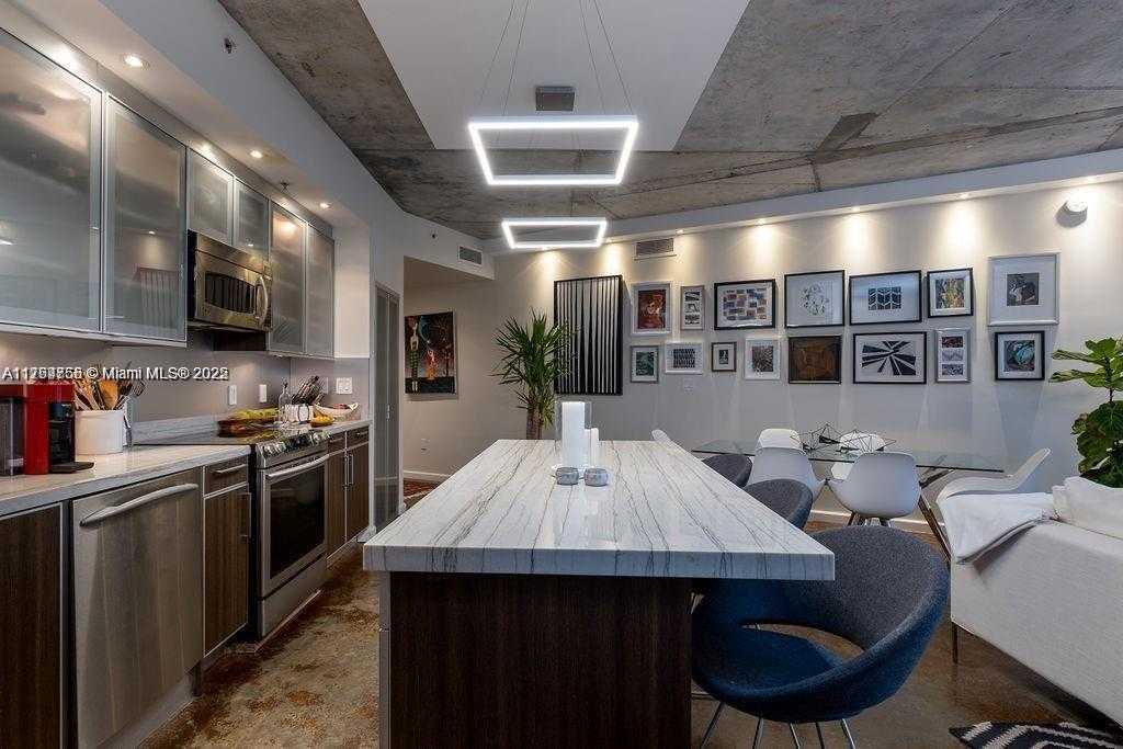 Small Image of 2001 MERIDIAN AVE #323, Miami Beach Number 5